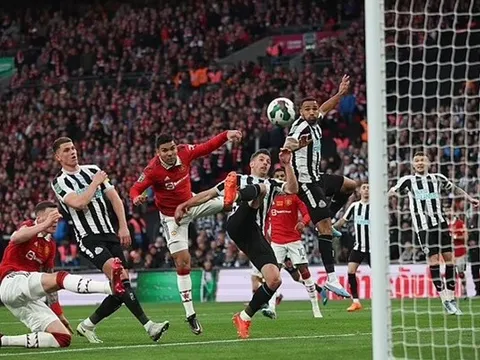 Ten Hag nói thẳng về sự hữu dụng của Casemiro