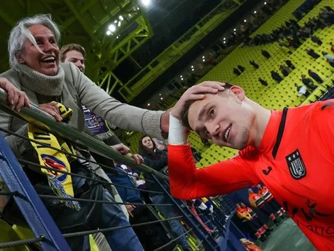 Erik ten Hag nhắm thủ môn đồng hương thay thế De Gea