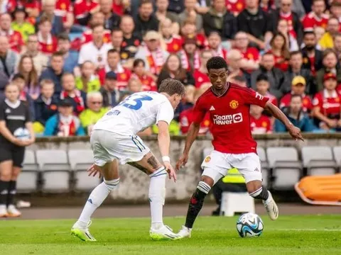 Erik ten Hag úp mở tương lai của Amad Diallo