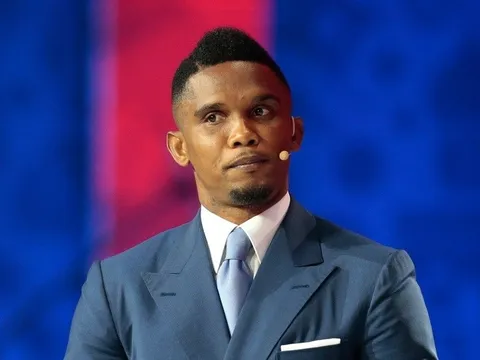 Eto'o xin lỗi vì hành hung cổ động viên tại World Cup