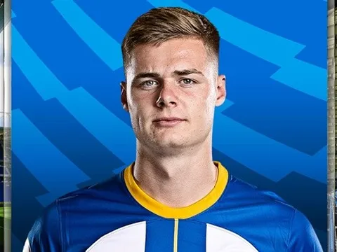 Brighton trình làng tiền đạo 100 triệu bảng