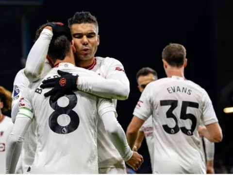 Evans dọn cỗ, Bruno mang 3 điểm về cho M.U