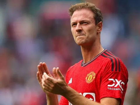 Evans: Ông chủ khu vực cấm địa của Man United