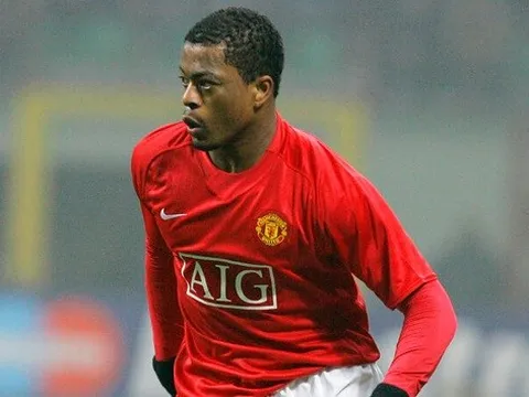 Đội hình kết hợp cầu thủ Pháp và Argentina cực chất của M.U