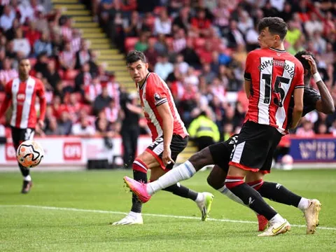 7 key pass, người cũ Arsenal gây choáng ngày mở màn Premier League