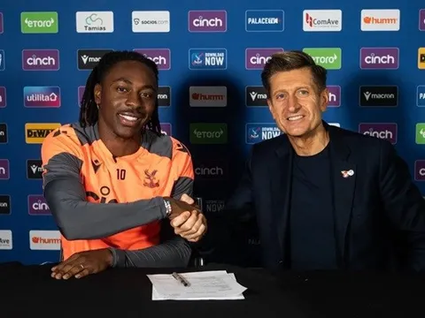 CHÍNH THỨC! "Cỗ máy rê bóng" gia hạn với Crystal Palace