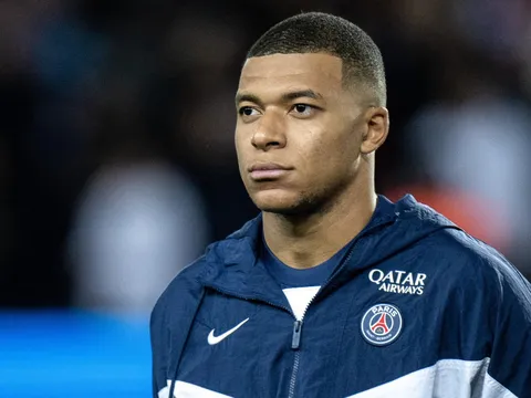 NÓNG! PSG nhận đề nghị mua đứt Mbappe với giá kỷ lục, 300 triệu euro