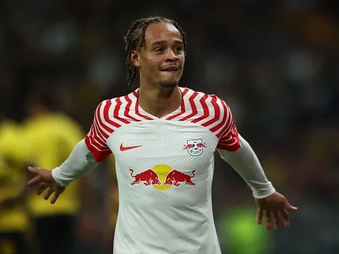 Mục tiêu của M.U tăng giá gần gấp 10 lần