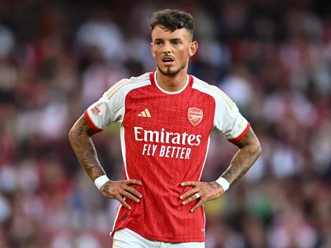 NÓNG! Arsenal chuẩn bị ký HĐ mới