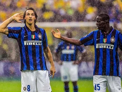 “Động chạm” Balotelli, Ibrahimovic nhận cái kết đắng