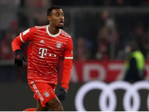 Fabrizio Romano cung cấp thông tin 3 tiền vệ M.U theo đuổi