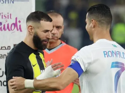 Bước ngoặt để M.U sở hữu Benzema