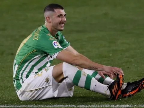 Fabrizio Romano khẳng định Atletico đang quan tâm đến mục tiêu của Man Utd
