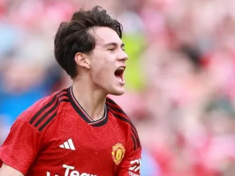 Facundo Pellistri có thể chứng minh sự đúng đắn của Paul Scholes