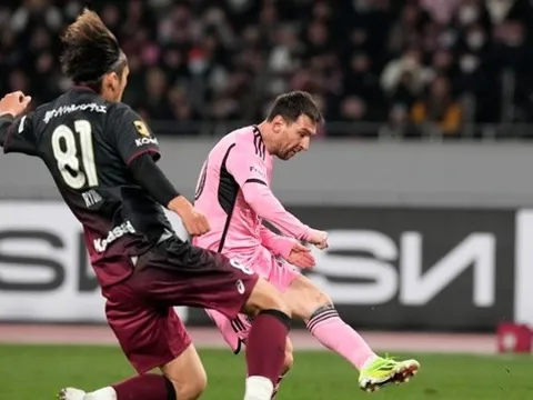 Nỗi khổ của Messi, liên tục bị người hâm mộ "xâu xé"