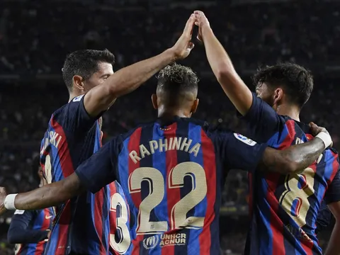 Barca cùng lúc đón 3 cú hích trước đại chiến Real Madrid