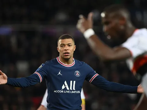 "M.U liệu có ở cùng đẳng cấp với Mbappe không?"