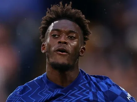 Sao Chelsea từ chối chơi cho U21 Anh, Ian Wright khen ngợi