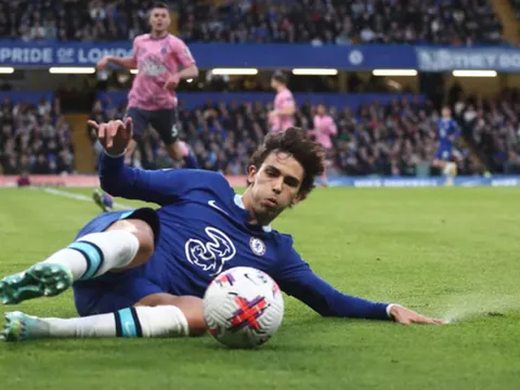 Unai Emery ngưỡng mộ sao Chelsea