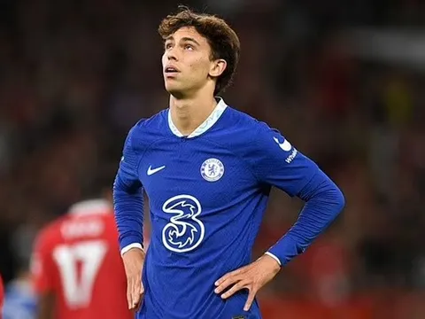 Felix bất ngờ tìm thấy đường ở lại Premier League