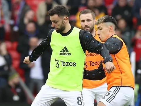 Ferdinand phát rồ về sự thay đổi, điểm mặt 7 thủ lĩnh Man Utd