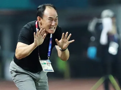 "Alex Ferguson của Hàn Quốc" gửi chiến thư đến thầy trò HLV Park Hang-seo