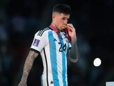 Man United dẫn đầu cuộc đua chiêu mộ nhà vô địch World Cup