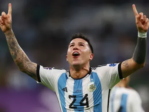 Liverpool bắt đầu đàm phán chiêu mộ sao World Cup