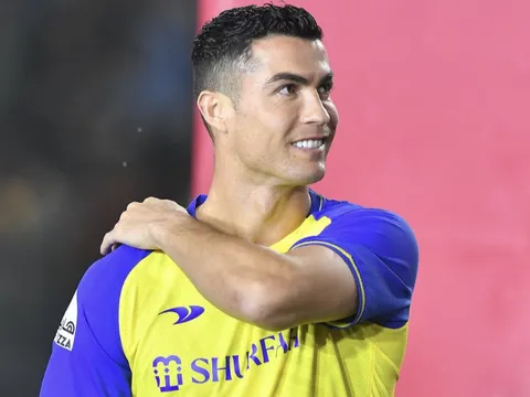 FIFA làm ngơ lệnh trừng phạt với Al Nassr vì Ronaldo?