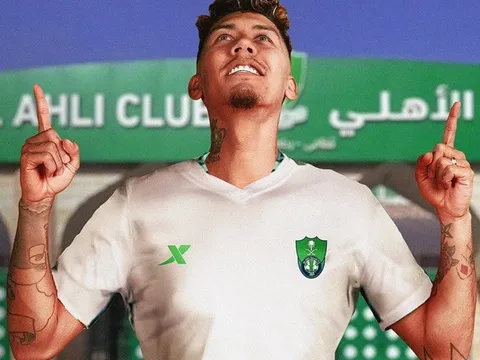 Here we go! Cựu sao Liverpool cập bến Al Ahli