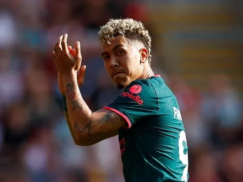 Firmino: 'Chúng tôi là đội bóng vĩ đại nhất thế giới, cho đến khi...'