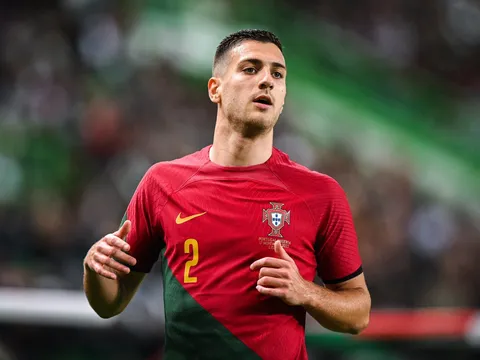 Romano: "M.U ký HĐ mới, bán một và mang về một tân binh"