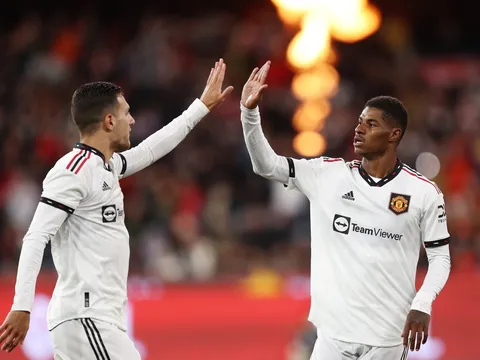 Rất nhanh chóng, Man Utd hoàn tất 4 HĐ mới sau World Cup