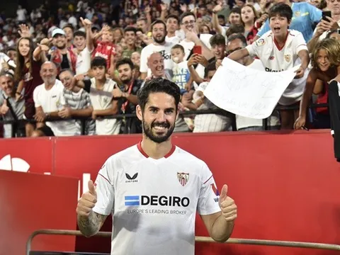 CHÍNH THỨC! Mục tiêu của Arsenal trở thành cầu thủ tự do
