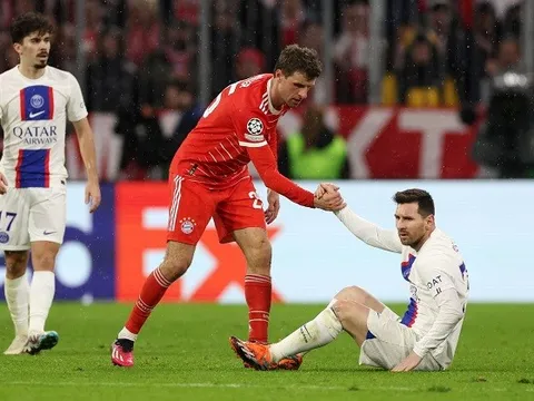 Muller so sánh Messi với Ronaldo, nêu lý do M10 không thể 'gánh' PSG