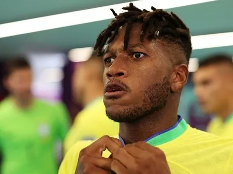 Fred giảm 3 kg sau một trận đấu ở World Cup