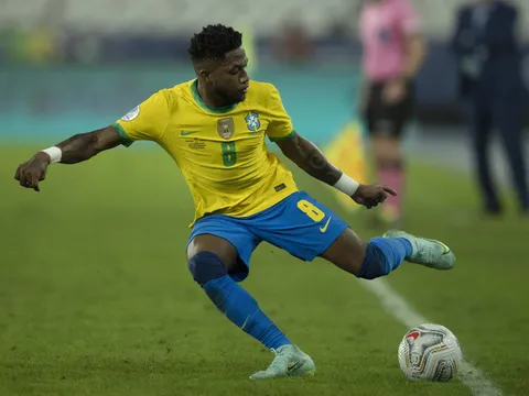Fred 'hóa rồng' trên ĐT Brazil