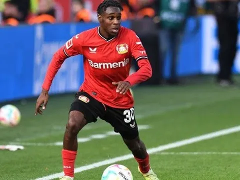 Romano: "Man Utd nhiều lần cử tuyển trạch viên theo dõi cậu ấy"