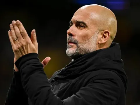 Berbatov dự đoán kết quả đại chiến Chelsea vs Man City