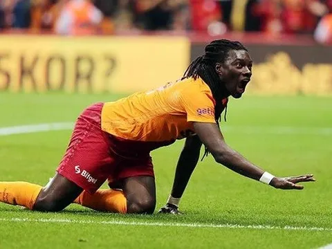 Bafetimbi Gomis: "Kẻ chinh phạt" bền bỉ chưa dừng bước