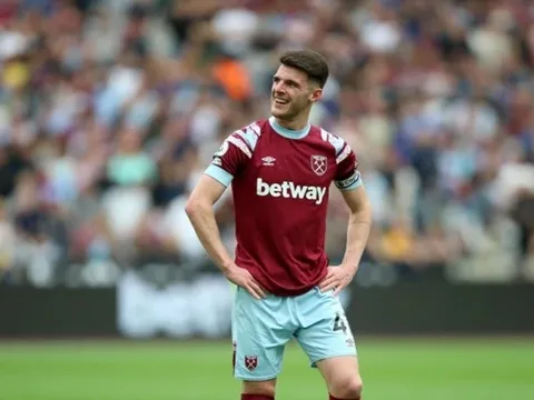 Gã khổng lồ phá bĩnh thương vụ 100 triệu của Arsenal và M.U