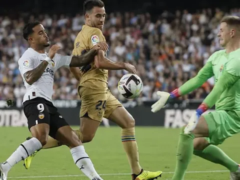 Barca mất cả 2 trung vệ ở trận Valencia