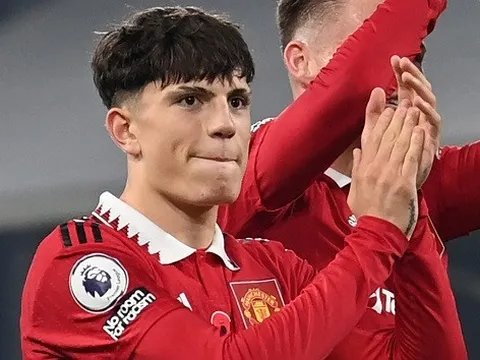 Ten Hag khích Garnacho làm một điều ở mùa giải mới