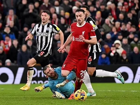 Jota khiến Neville cảm thấy khó tin