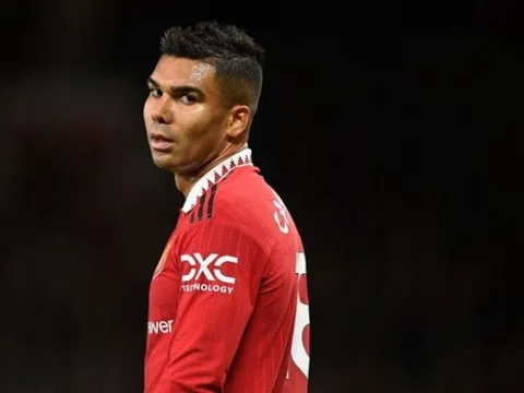 Neville nêu tên 3 ngôi sao để Ten Hag lấy làm nền tảng