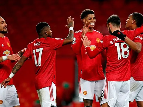 Gary Neville nói thẳng về khả năng vô địch của Man Utd sau trận thắng Leeds