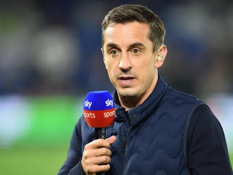 Gary Neville phân tích về 2 vấn đề đang tồn tại ở Man Utd