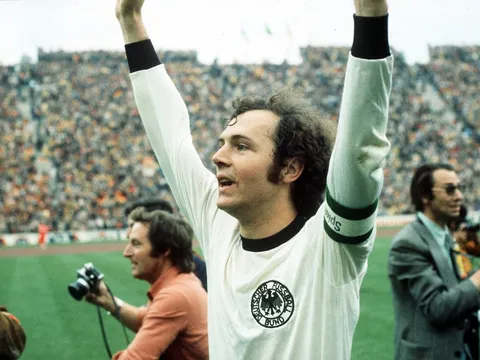 Huyền thoại Franz Beckenbauer qua đời