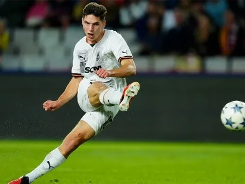 Georgiy Sudakov: Từ hầm trú ẩn tới ngôi sao được săn đón