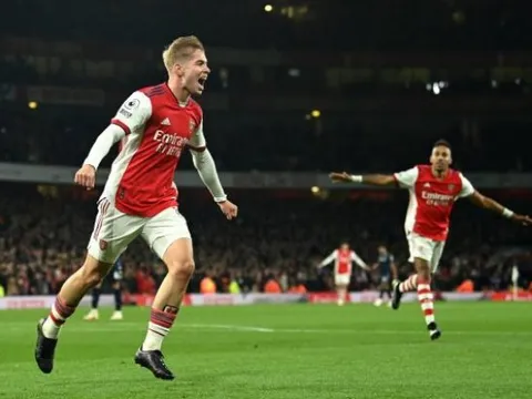 Jamie Carragher khen ngợi sao Arsenal 'xuất sắc nhất Premier League'